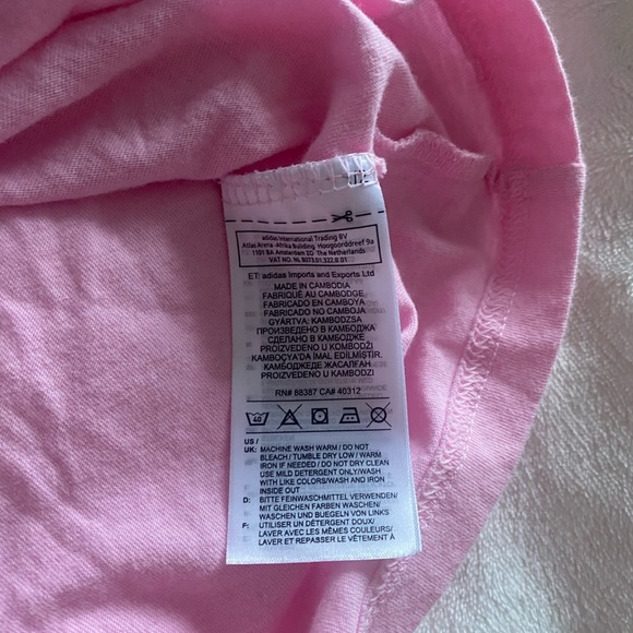 Adidas T-Shirt (open to offers!) - Picture 5 of 8